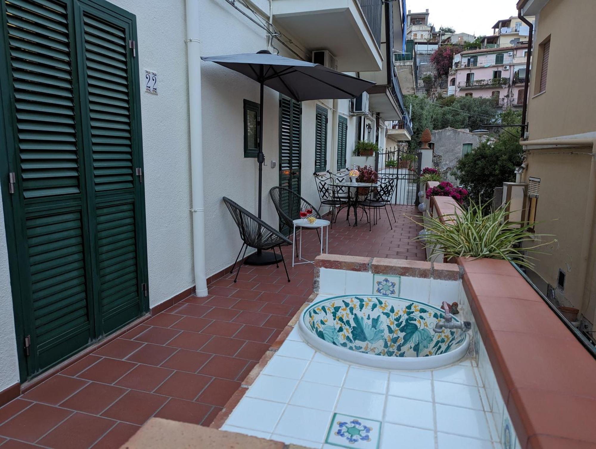 Antonino Apartment Taormine Extérieur photo